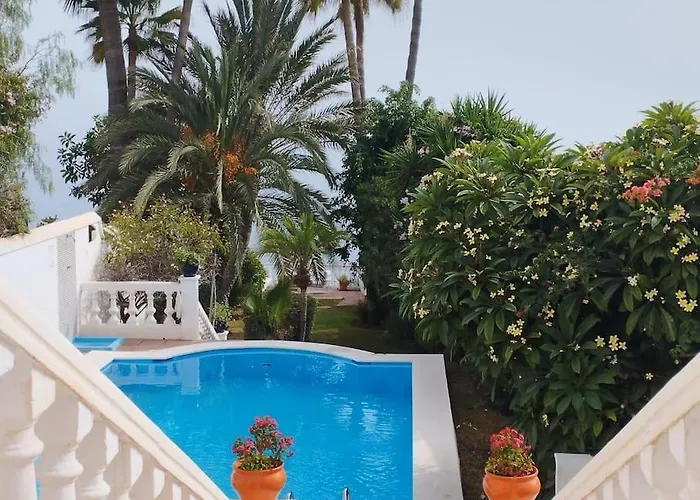 Beautiful 2 Bedroom In Calle Carabeo, Apartment *