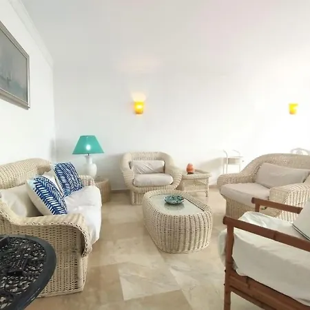 Beautiful 2 Bedroom In Calle Carabeo, *
