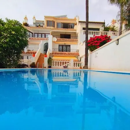 Beautiful 2 Bedroom In Calle Carabeo,