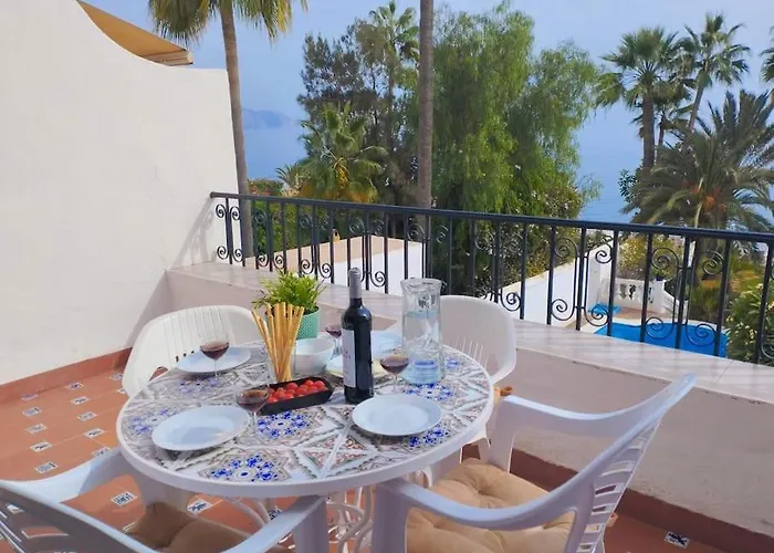 Beautiful 2 Bedroom In Calle Carabeo, *