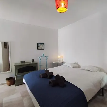 Apartmán Beautiful 2 Bedroom In Calle Carabeo,